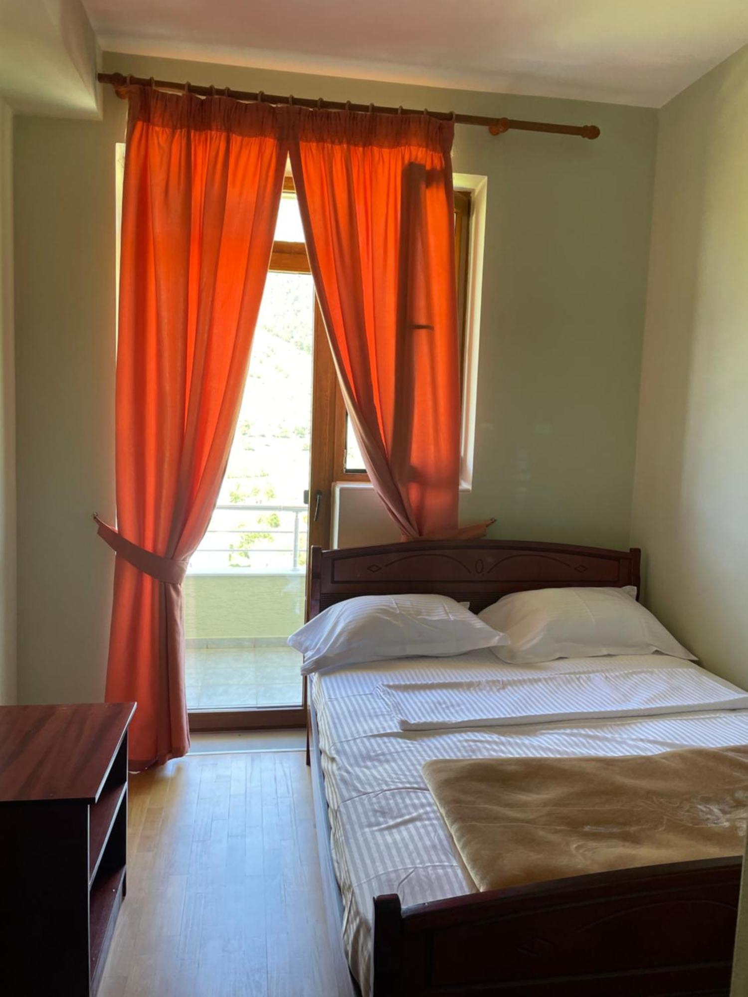 LURA Hotel Fushe-Lure Buitenkant foto