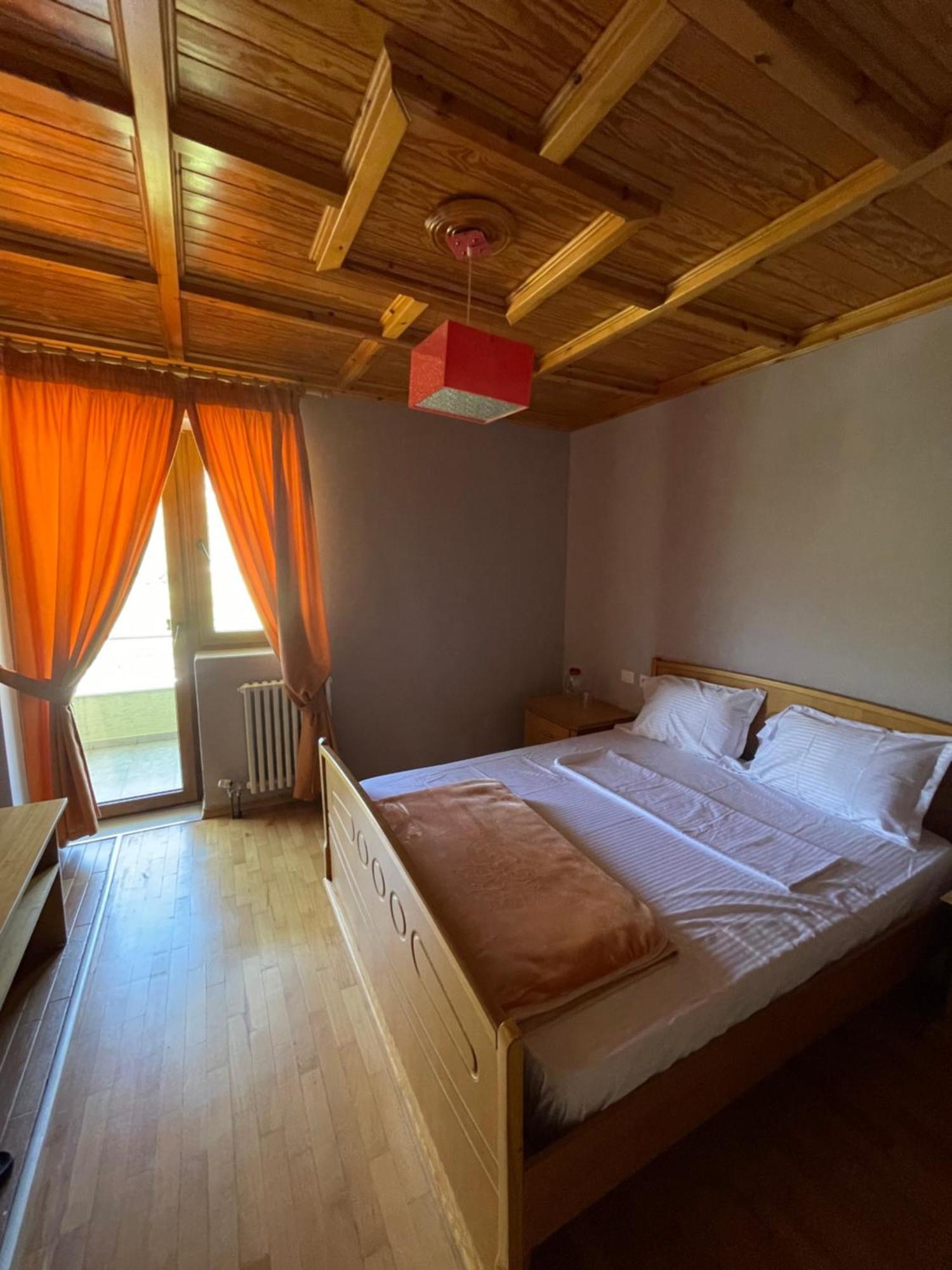 LURA Hotel Fushe-Lure Buitenkant foto