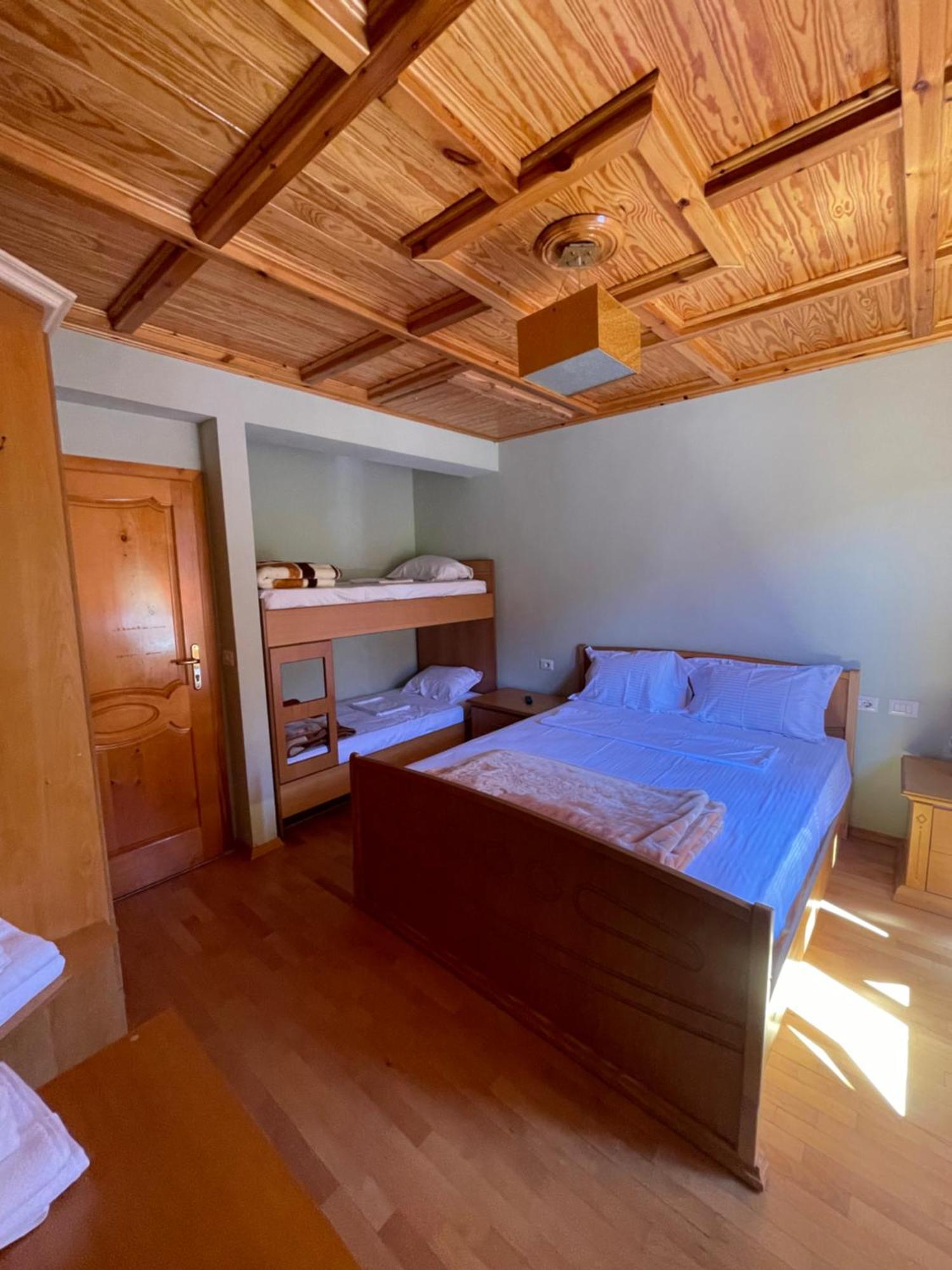 LURA Hotel Fushe-Lure Buitenkant foto