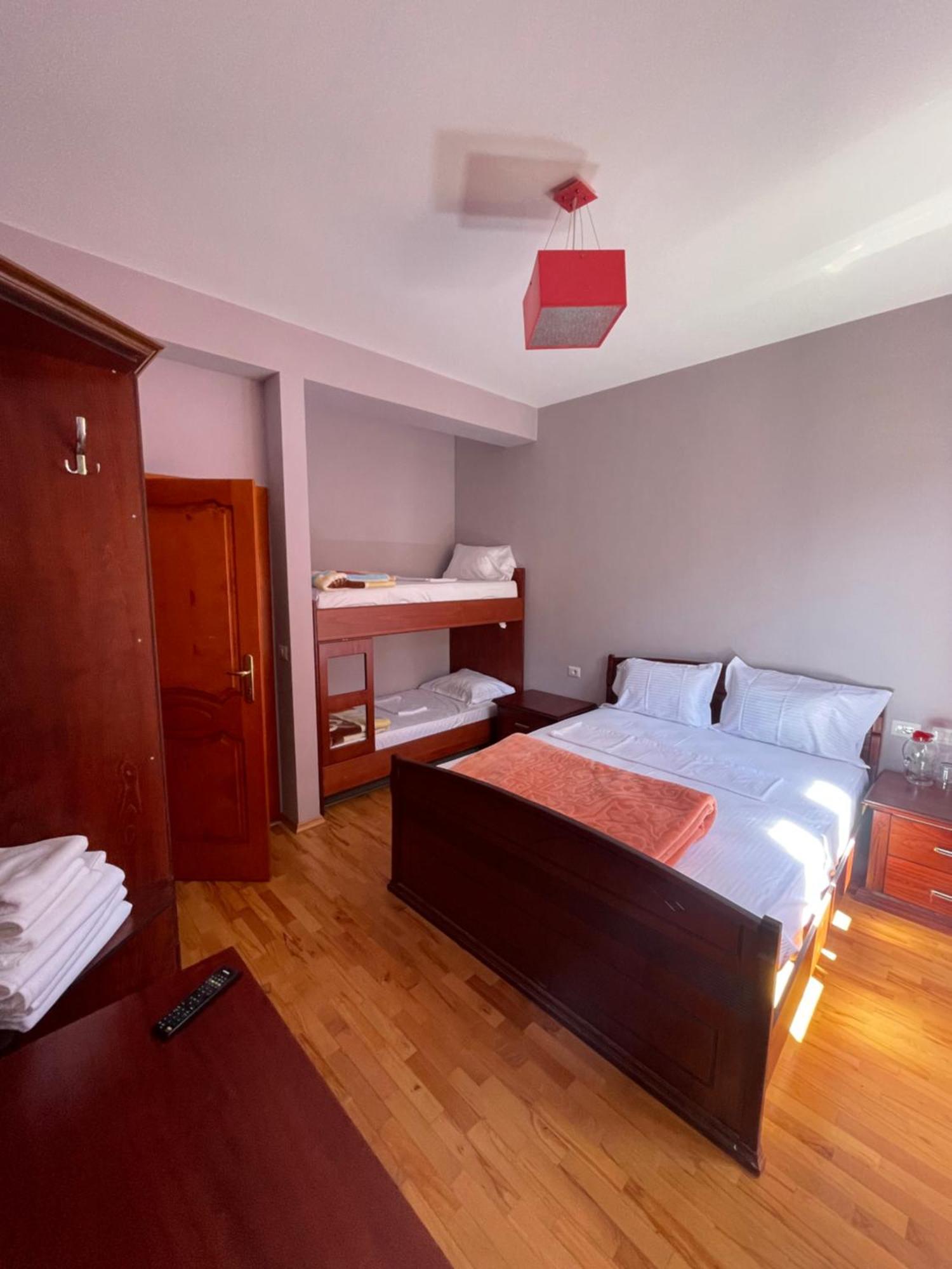 LURA Hotel Fushe-Lure Buitenkant foto