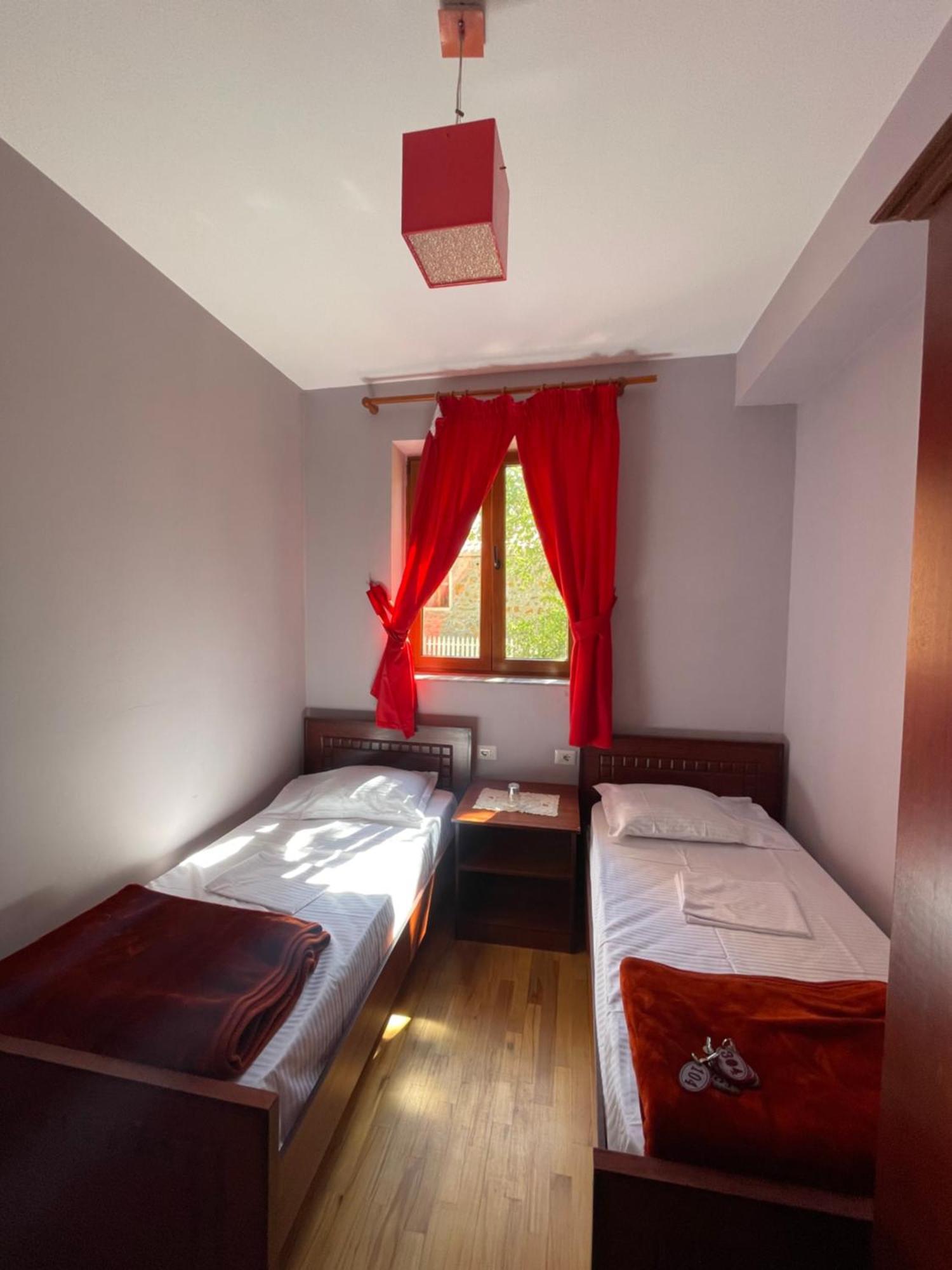 LURA Hotel Fushe-Lure Buitenkant foto