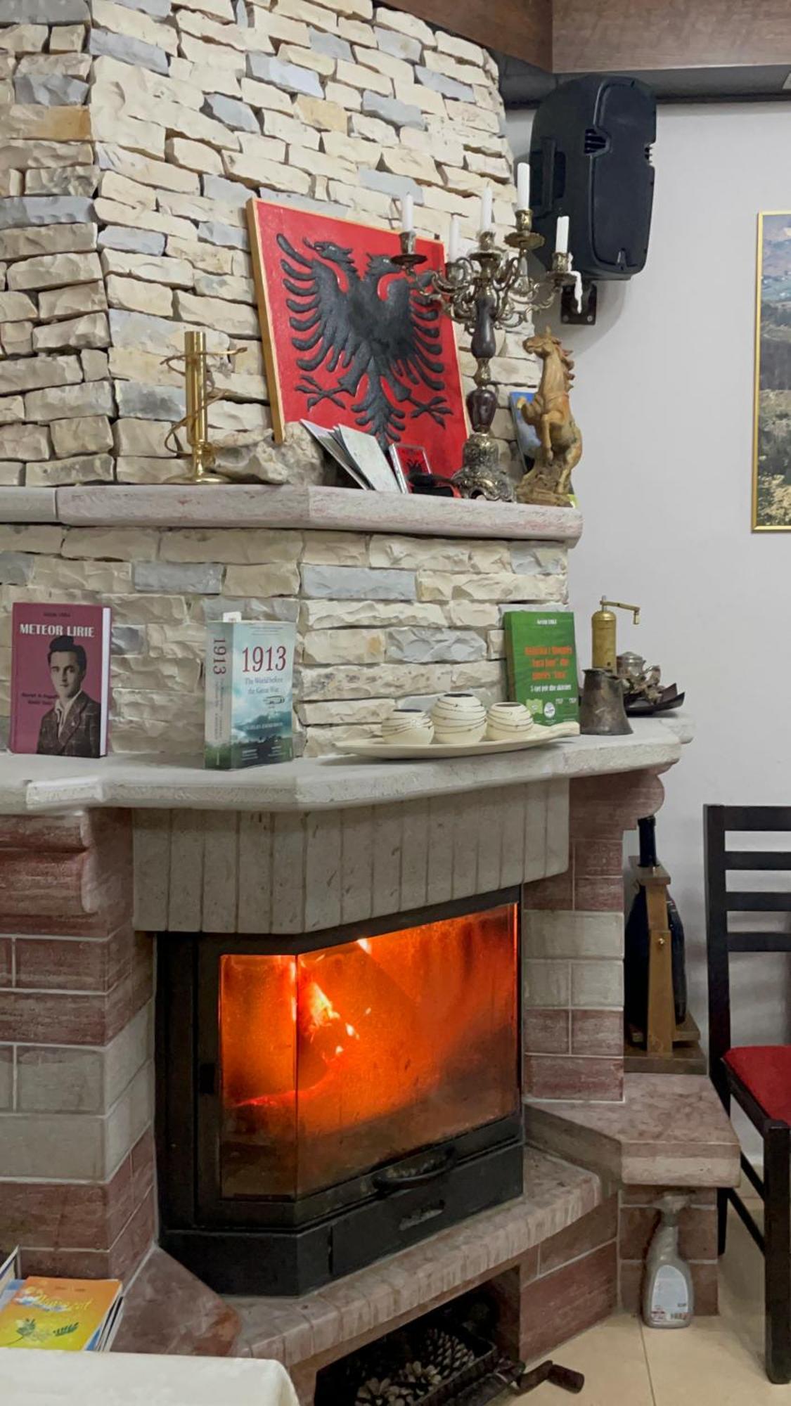 LURA Hotel Fushe-Lure Buitenkant foto